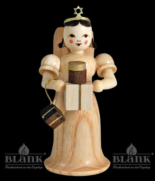 Langrockengel mit Geschenken